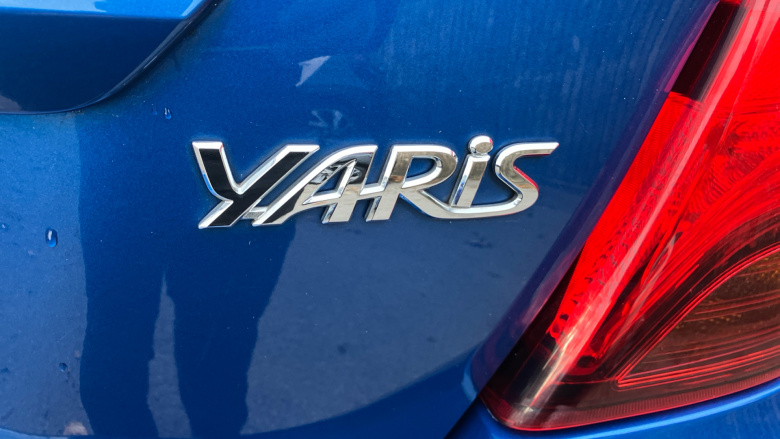 Toyota Yaris 1.33 VVT-i Icon 5dr CVT Petrol Hatchback